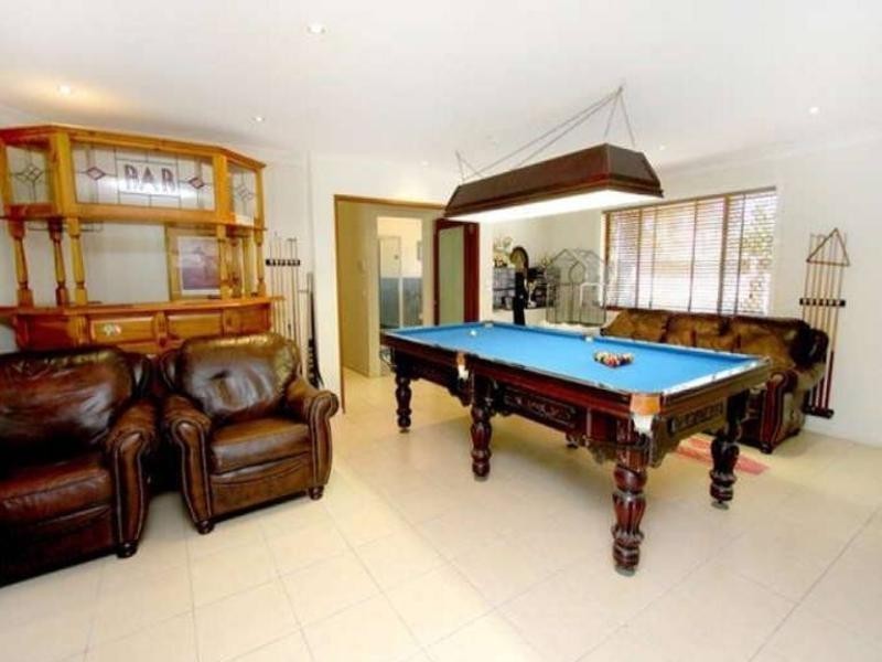 5 Aroa Court, Runaway Bay QLD 4216