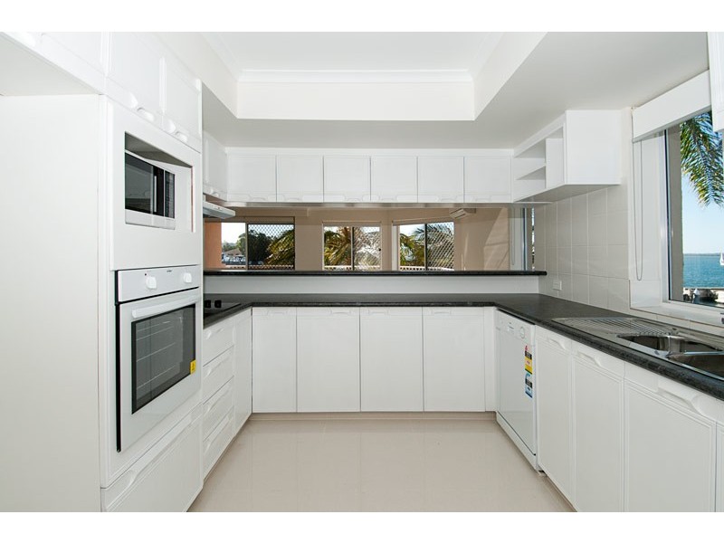 Hollywell QLD 4216