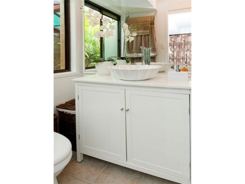 13 Armidale Crescent, Helensvale QLD 4212