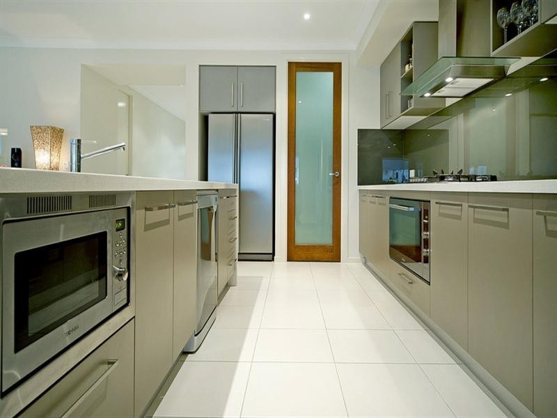 103 Compass Drive, Biggera Waters QLD 4216