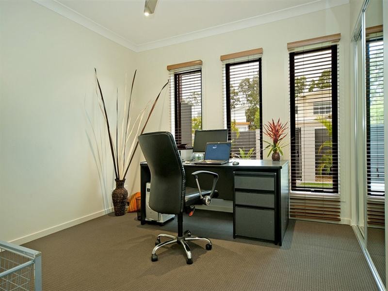 103 Compass Drive, Biggera Waters QLD 4216