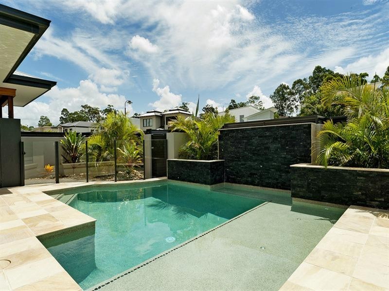 103 Compass Drive, Biggera Waters QLD 4216