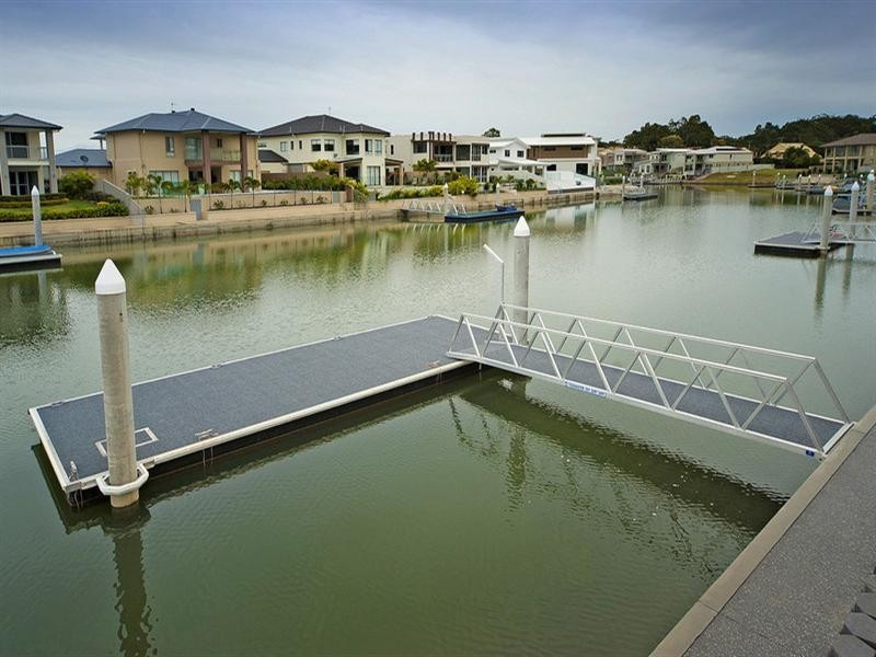 103 Compass Drive, Biggera Waters QLD 4216