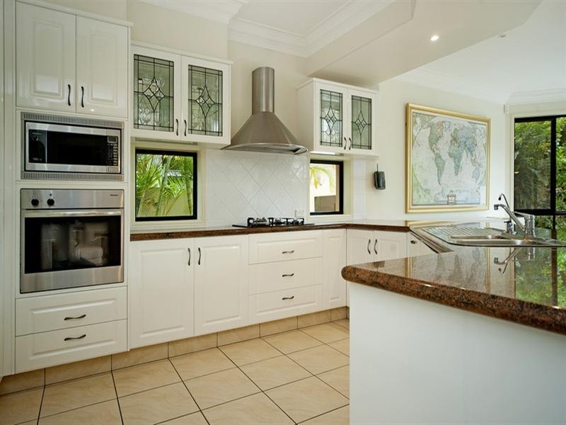 33 Champagne Boulevard, Hope Island QLD 4212