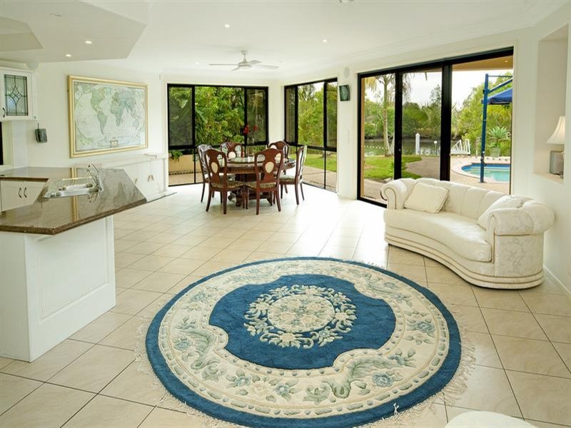 33 Champagne Boulevard, Hope Island QLD 4212