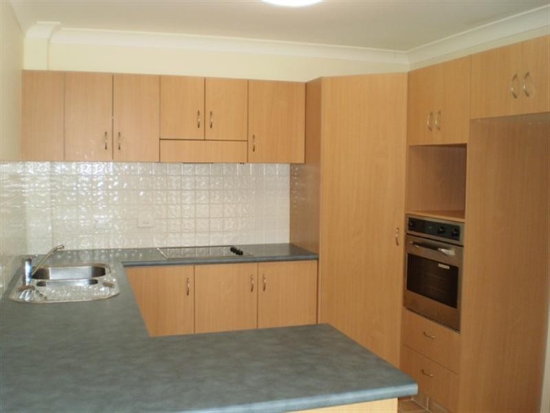 8/12 Oleander Avenue, Biggera Waters QLD 4216