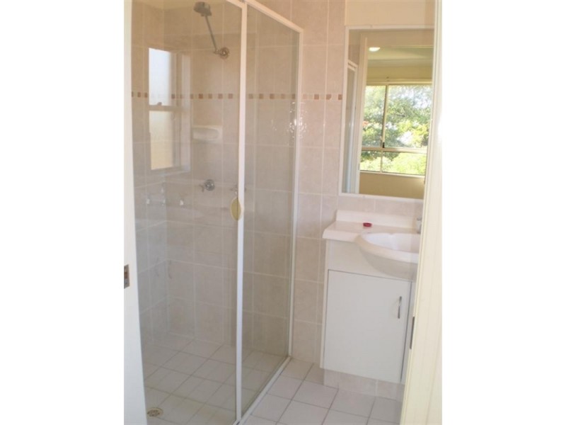 8/12 Oleander Avenue, Biggera Waters QLD 4216