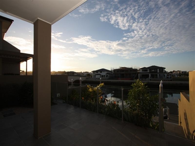 1/7 South Quay Drive, Biggera Waters QLD 4216