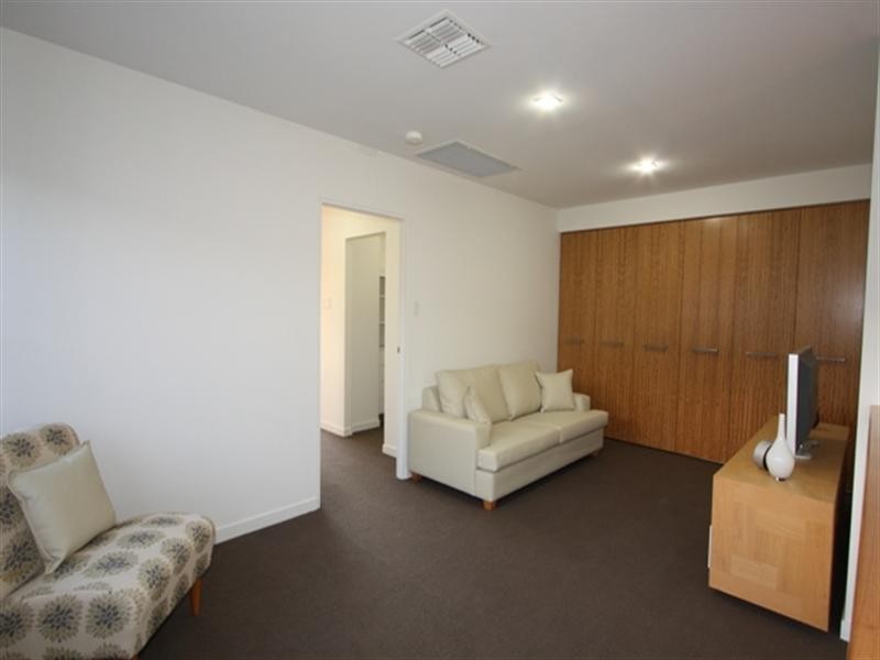 1/7 South Quay Drive, Biggera Waters QLD 4216