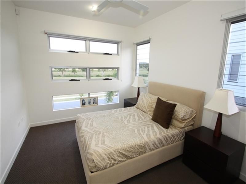 1/7 South Quay Drive, Biggera Waters QLD 4216