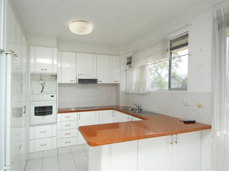 9/542 Marine Parade, Biggera Waters QLD 4216