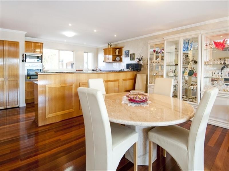 30 John Lund Drive, Hope Island QLD 4212