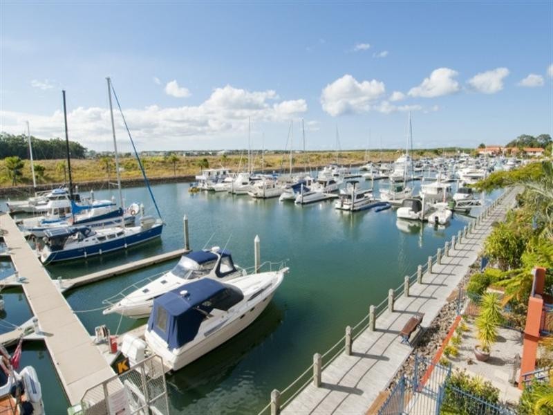 30 John Lund Drive, Hope Island QLD 4212