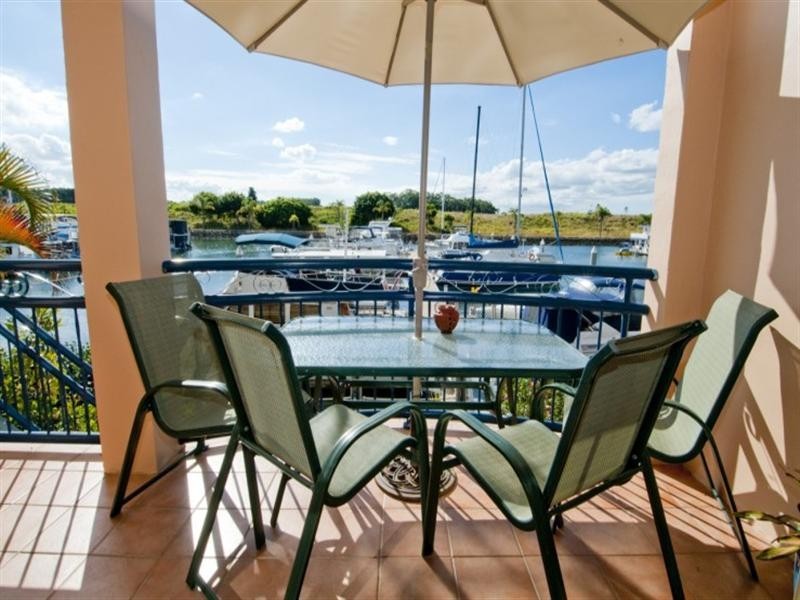 30 John Lund Drive, Hope Island QLD 4212