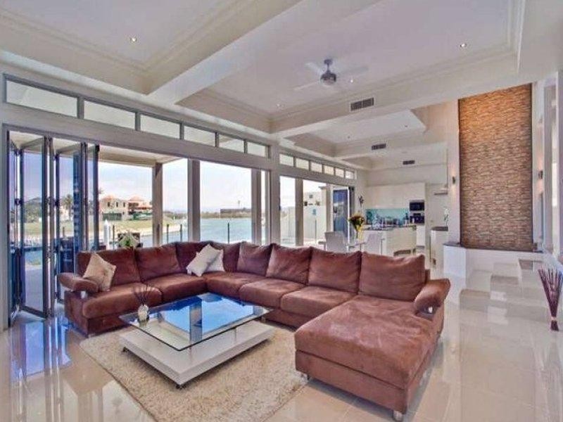 Paradise Point QLD 4216