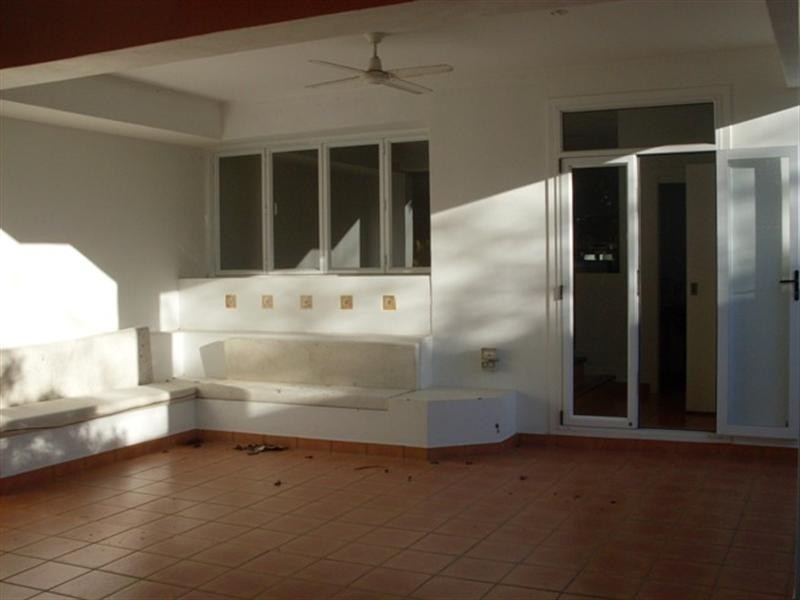 2/29 Nankeen Avenue, Paradise Point QLD 4216