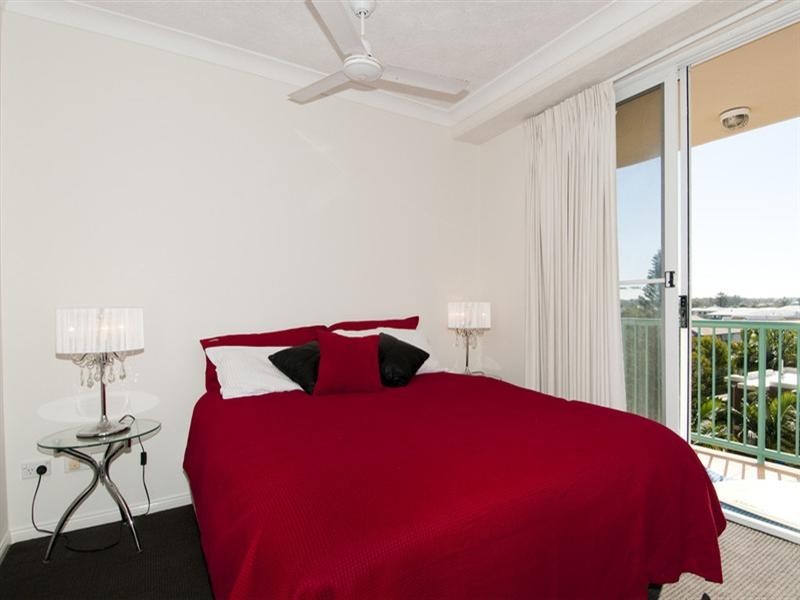 50/484 Marine Parade, Biggera Waters QLD 4216