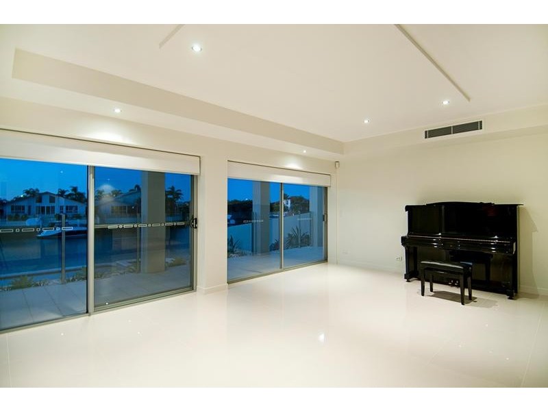 67 Limetree Parade, Runaway Bay QLD 4216