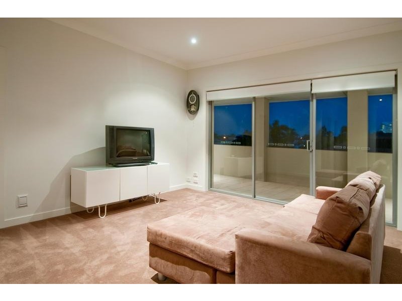 67 Limetree Parade, Runaway Bay QLD 4216