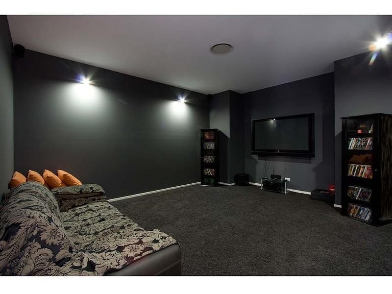 13 North Quay Drive, Biggera Waters QLD 4216