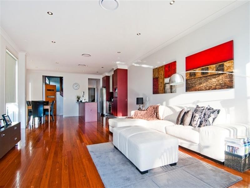 1/17 Oleander Avenue, Biggera Waters QLD 4216