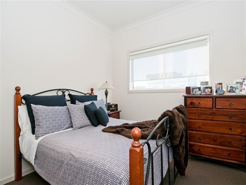 1/17 Oleander Avenue, Biggera Waters QLD 4216