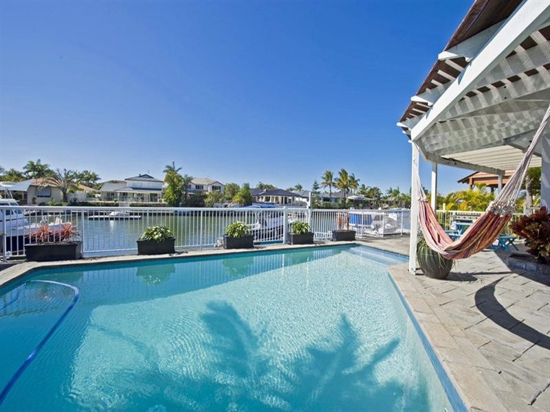 482 Oxley Drive, Runaway Bay QLD 4216