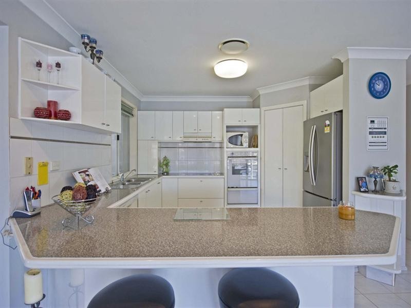 482 Oxley Drive, Runaway Bay QLD 4216