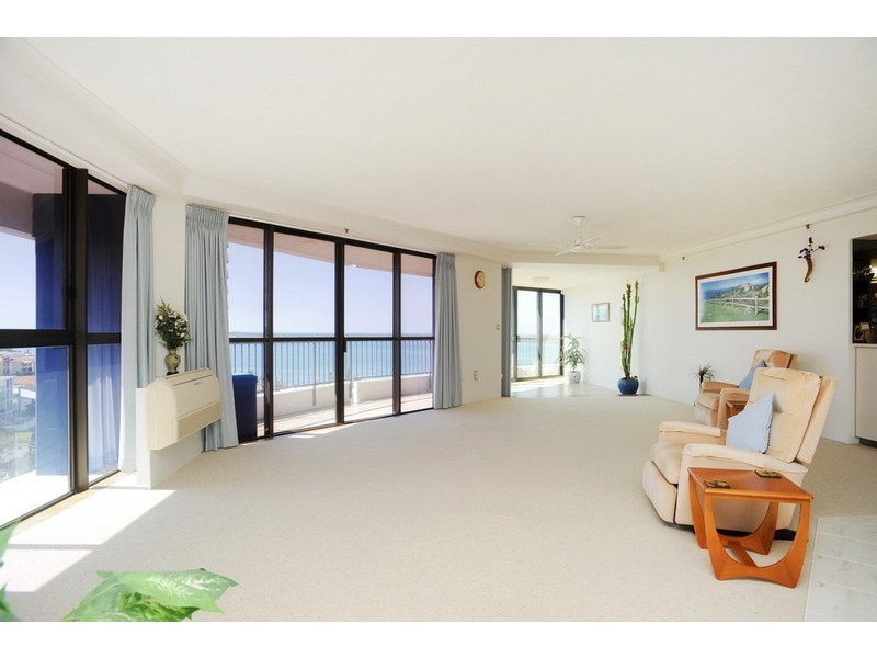 36/17 Bayview Street, Runaway Bay QLD 4216