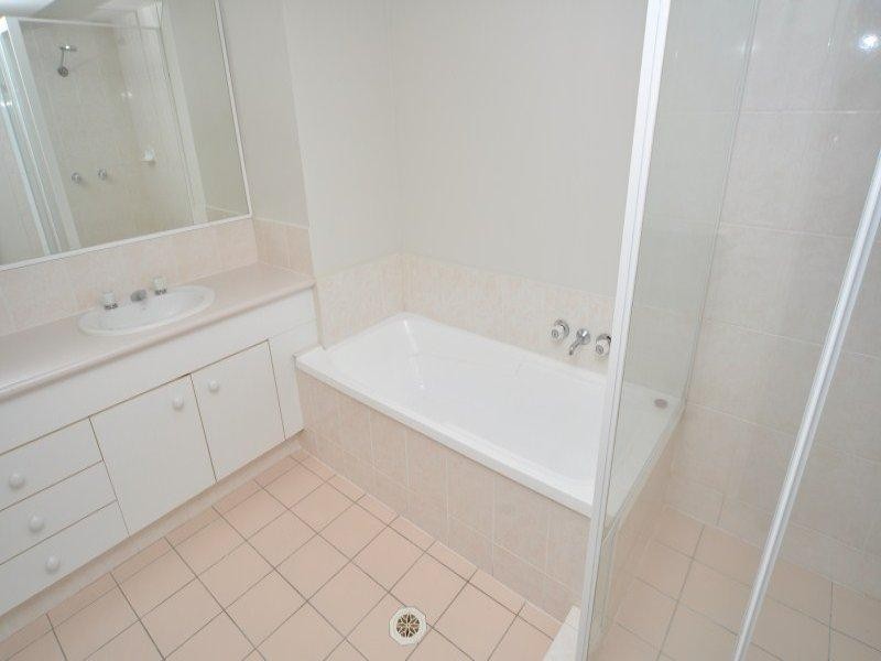 14/12 Whiting Street, Labrador QLD 4215