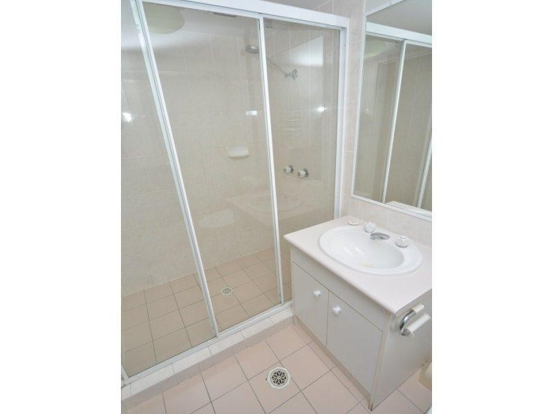 14/12 Whiting Street, Labrador QLD 4215