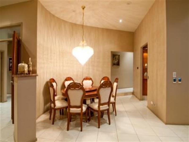 Sovereign Islands QLD 4216