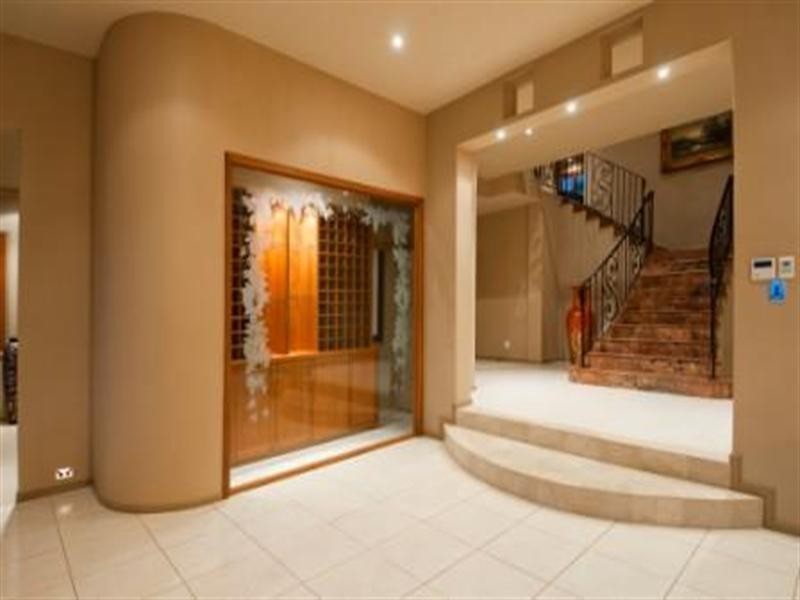 Sovereign Islands QLD 4216