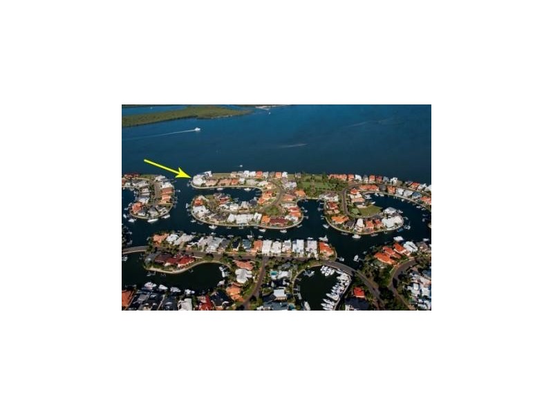 Sovereign Islands QLD 4216