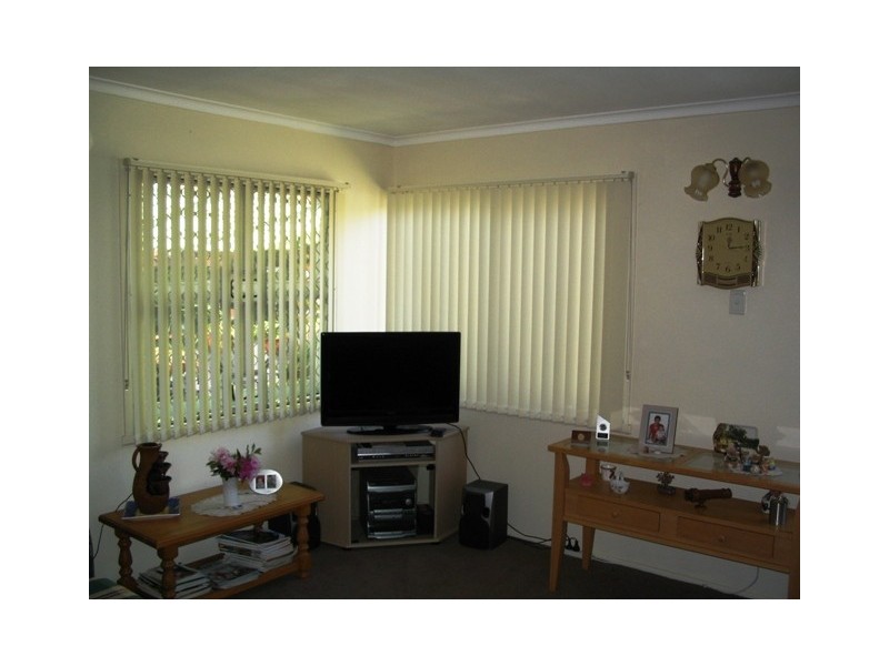 28 Reynolds Avenue, Labrador QLD 4215