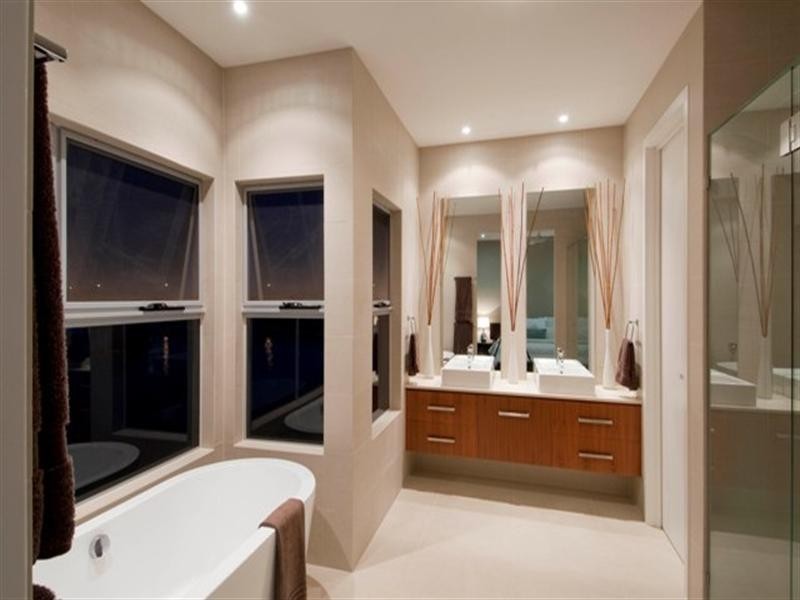 17 Middle Quay Drive, Biggera Waters QLD 4216