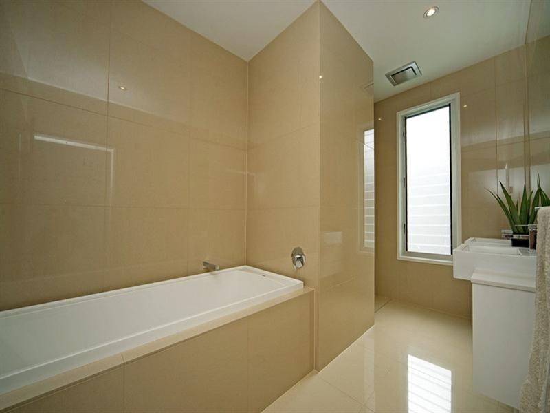 36 East Quay Drive, Biggera Waters QLD 4216