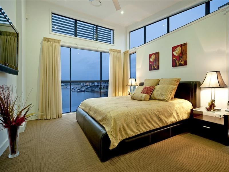 2/47 Compass Drive, Biggera Waters QLD 4216