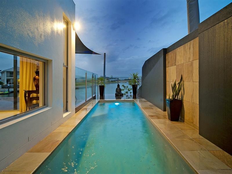 2/47 Compass Drive, Biggera Waters QLD 4216