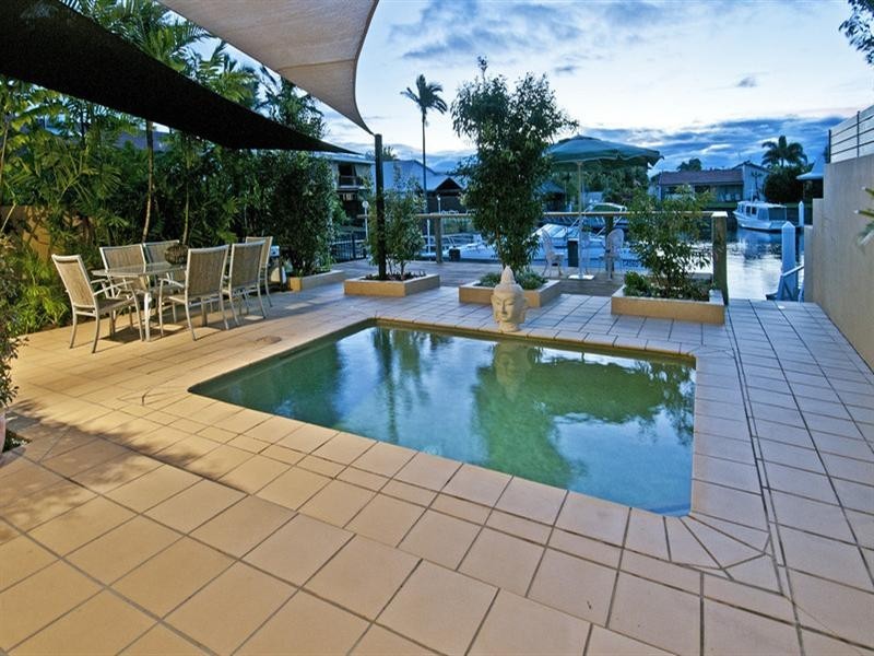 36 Anglers Esplanade, Runaway Bay QLD 4216