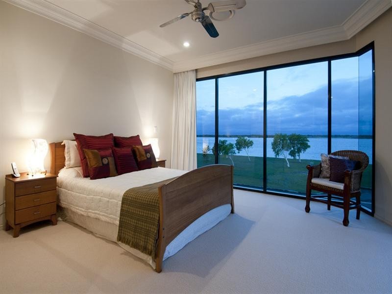 36 Anglers Esplanade, Runaway Bay QLD 4216