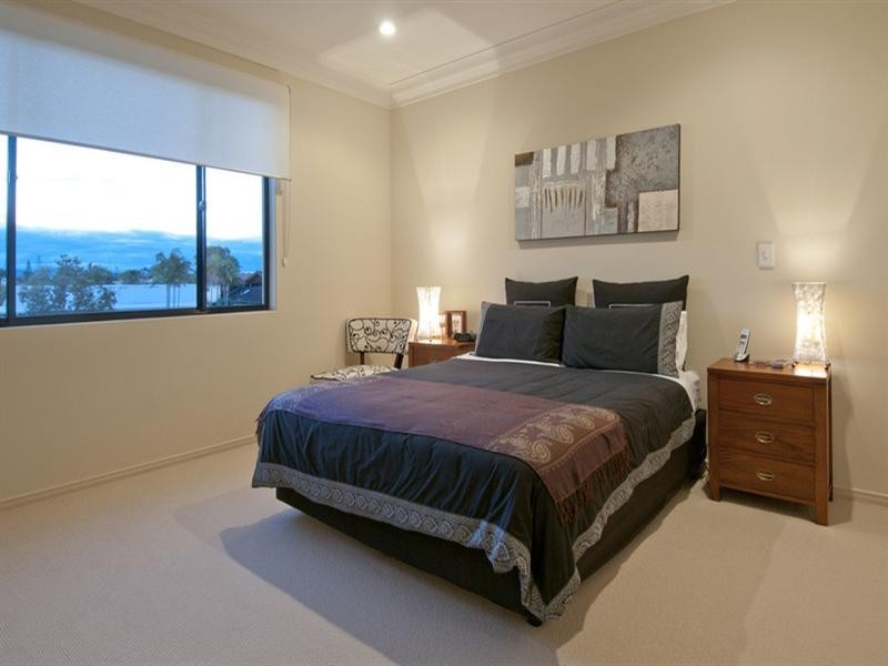 36 Anglers Esplanade, Runaway Bay QLD 4216