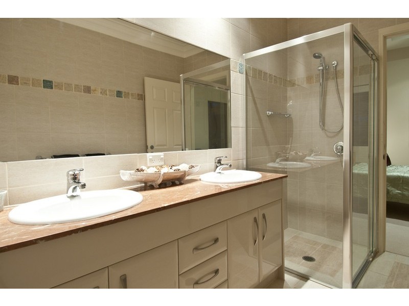 36 Anglers Esplanade, Runaway Bay QLD 4216