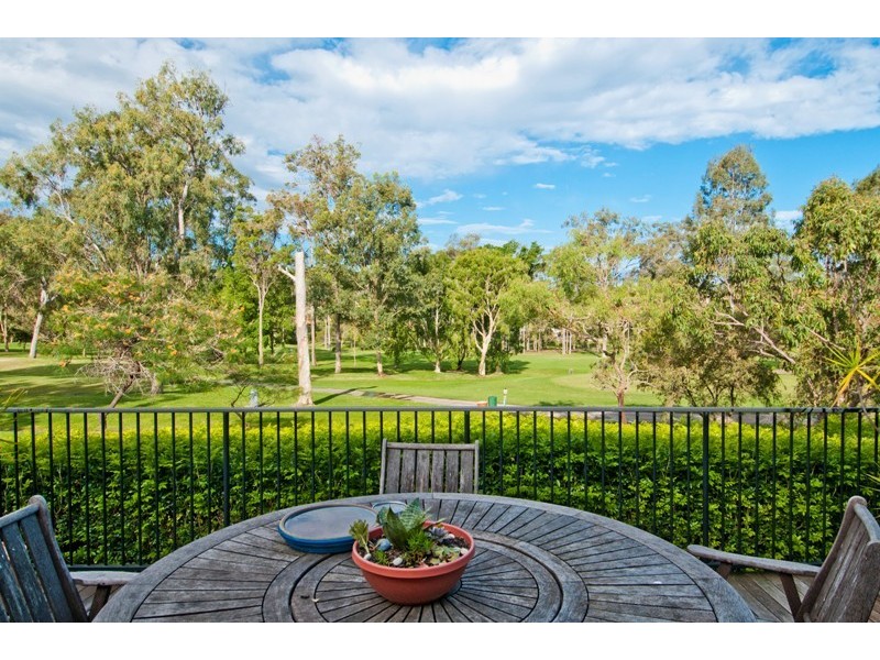 9 Hazel Court, Arundel QLD 4214