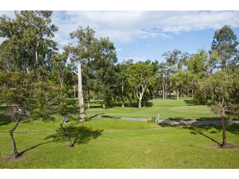 9 Hazel Court, Arundel QLD 4214
