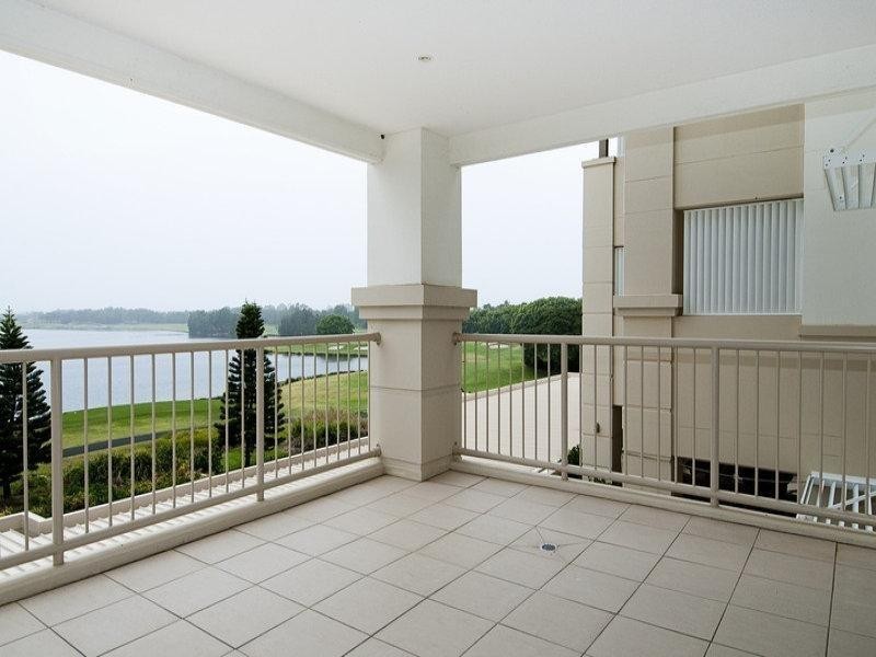 Hope Island QLD 4212