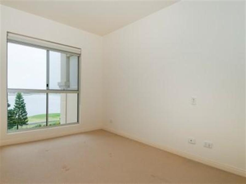 Hope Island QLD 4212