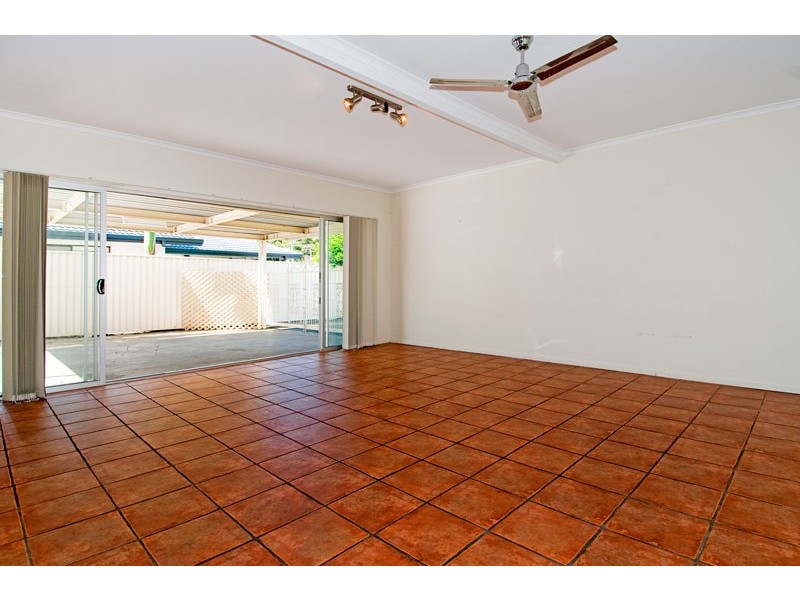 50 Annerley Avenue, Runaway Bay QLD 4216