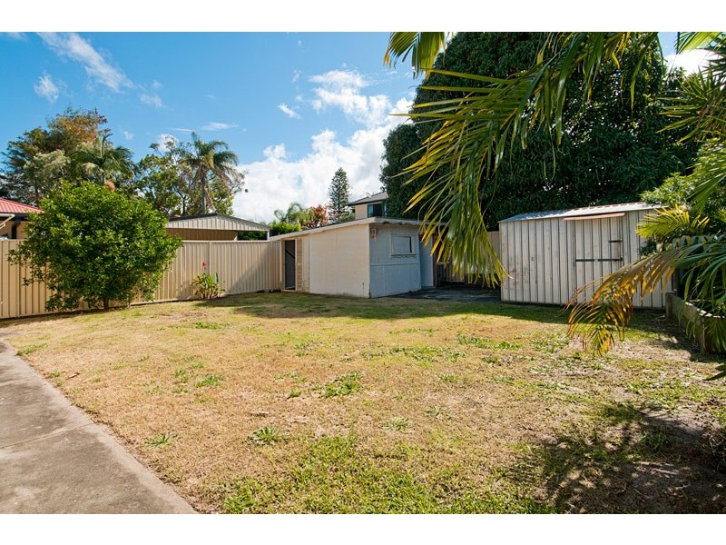 50 Annerley Avenue, Runaway Bay QLD 4216