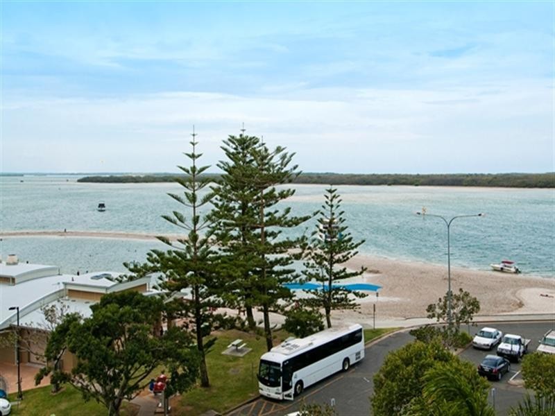 Labrador QLD 4215
